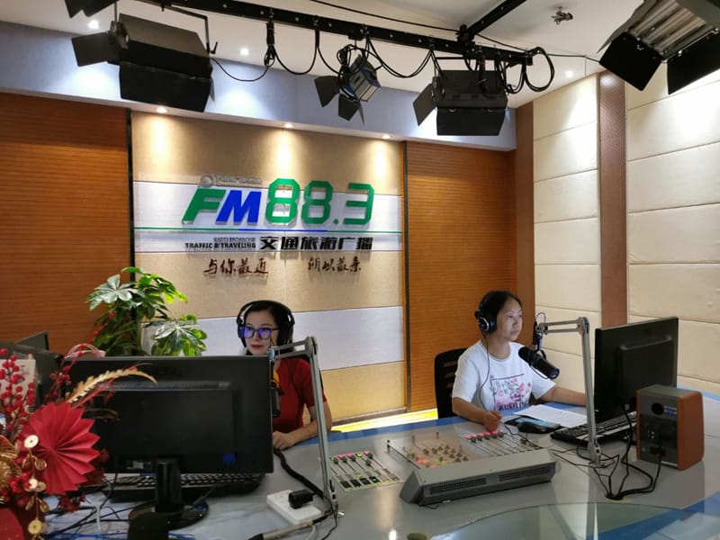 883《健康頭等艙》| 神經(jīng)內(nèi)科主任曾聲玲做客直播間科普阿爾茨海默病相關(guān)知識