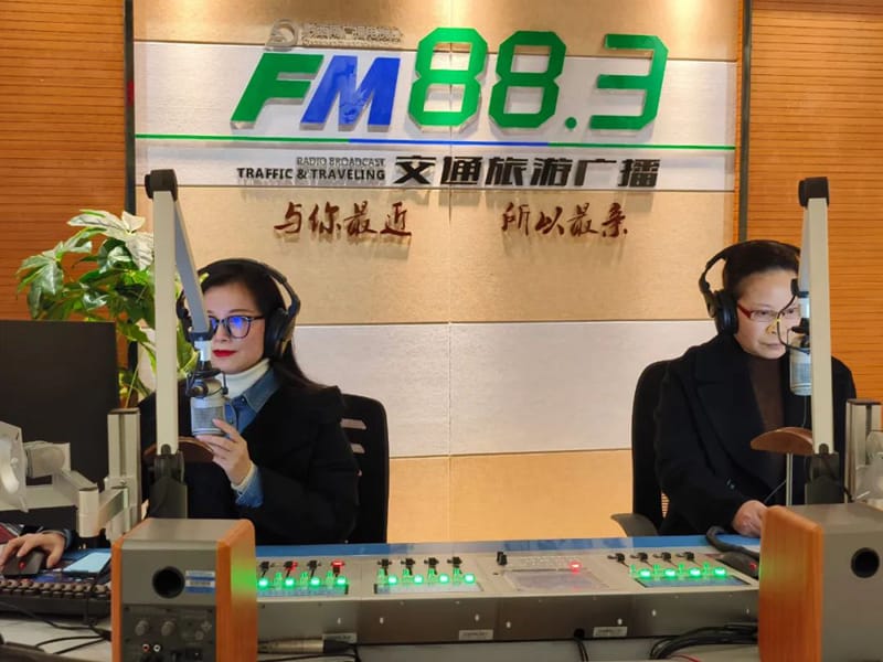 883《健康頭等艙》|中醫(yī)科主任滕英華做客直播間科普中醫(yī)養(yǎng)生知識